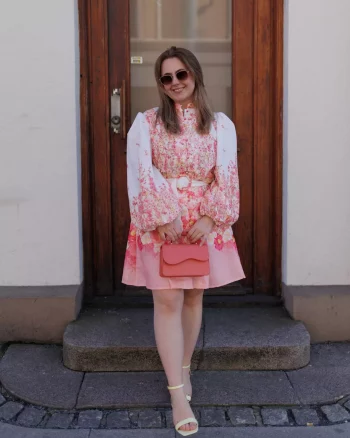Camille Dress Coral Pink Blomstrete - From Paris With Love