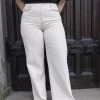Elanora Pants Cream - Urban Pioneers