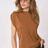 Camilla Ruched Shoulder Tee Suntan - Co’Couture