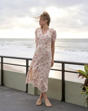 Vira Floral Dress Creme - Neo Noir