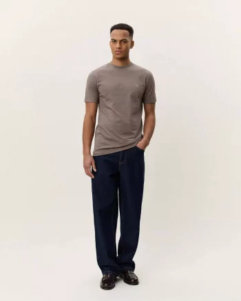 Core Contrast T-Shirt Bungee Brown - Les Deux