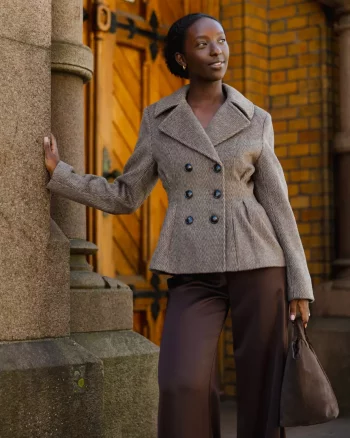 Dacia Jacket Brown - Urban Pioneers