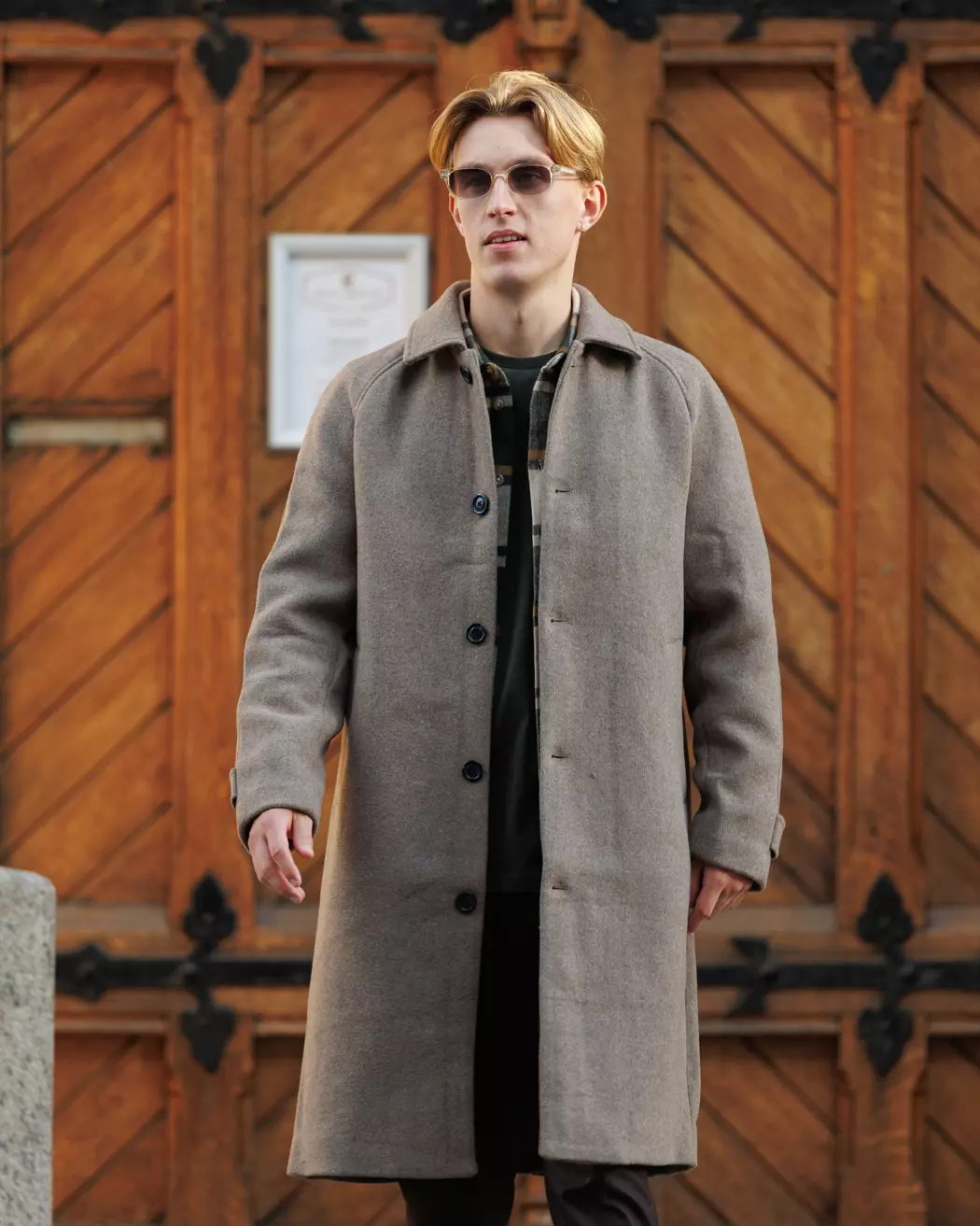 Solid Wool Coat Dark Sand Melange - Les Deux