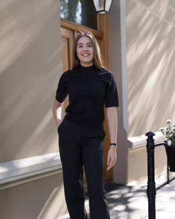 Clara Crew Knit Black - MbyM