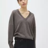 Gillian V-Neck Falcon Melange - MbyM