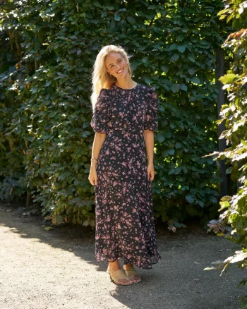 Kikka Mini Flower Dress Black - Neo Noir
