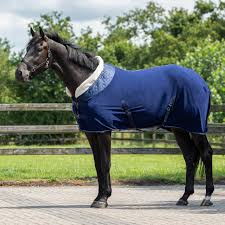 QHP Fleece rug Brilliance