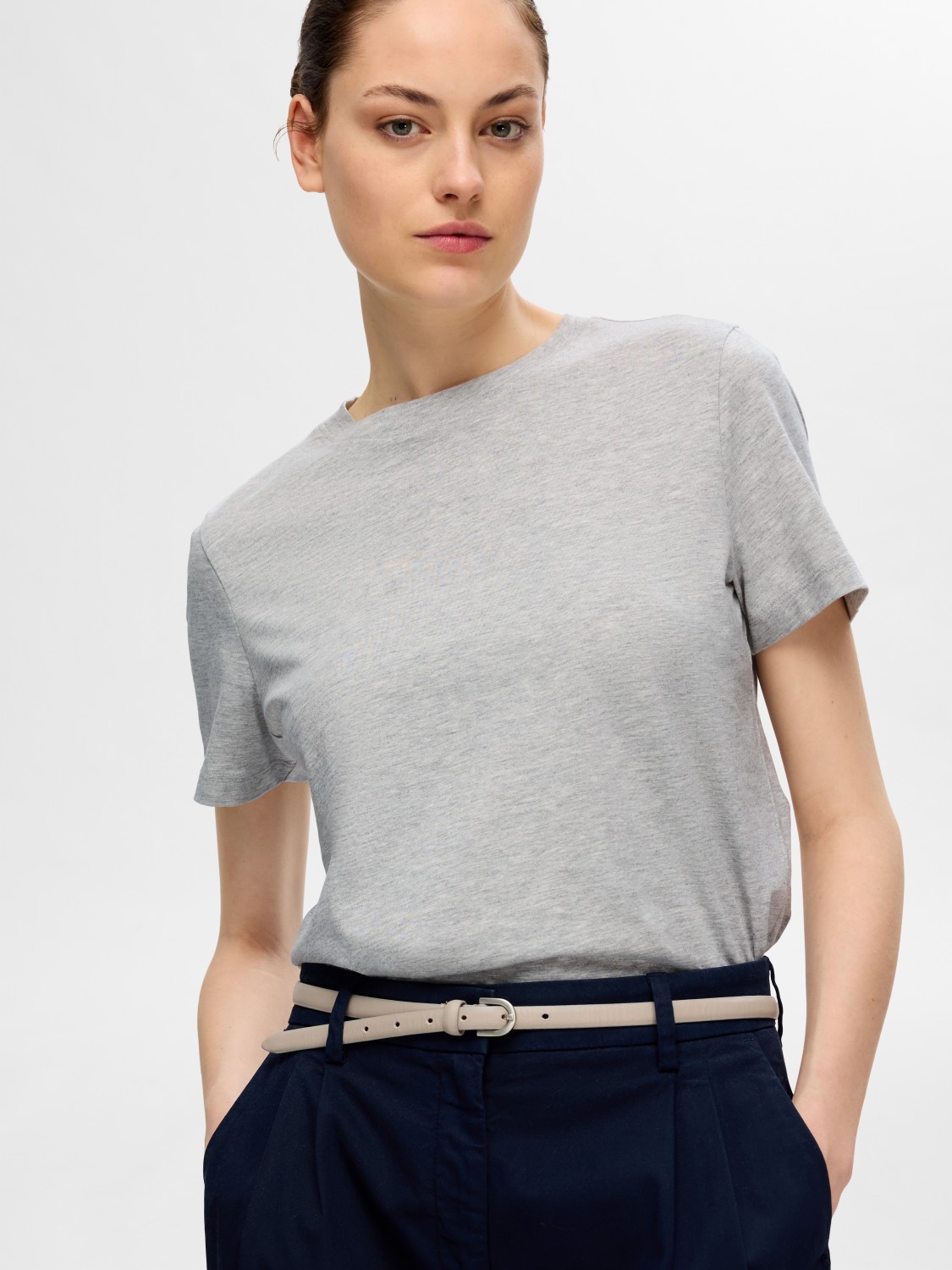 SLFMYESSENTIAL ss o-neck tee Grey