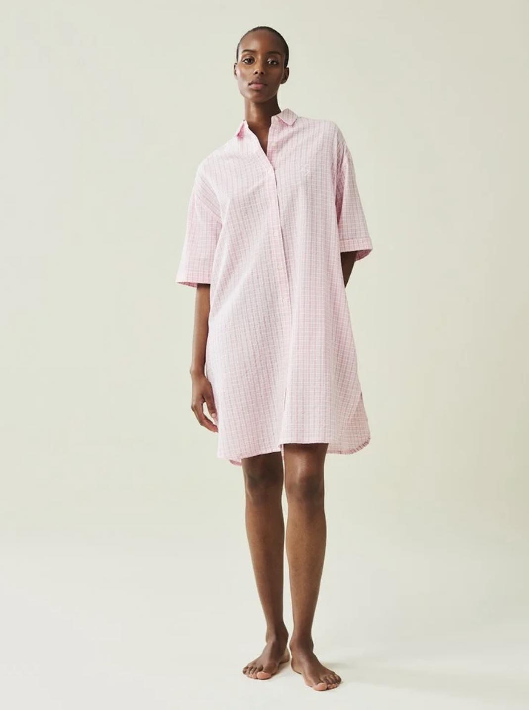 Lucy organic cotton seersucker nightshirt - pink/white