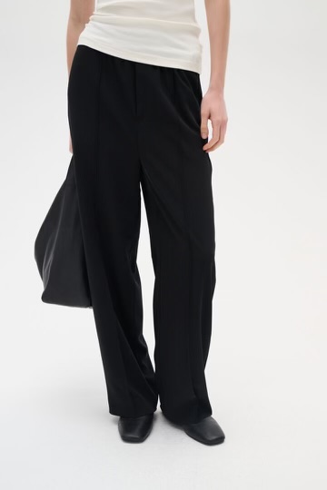 AdianIW Track Pant - Black