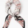 Rosenvinge, lite skjerf paisley rosa med svart kant