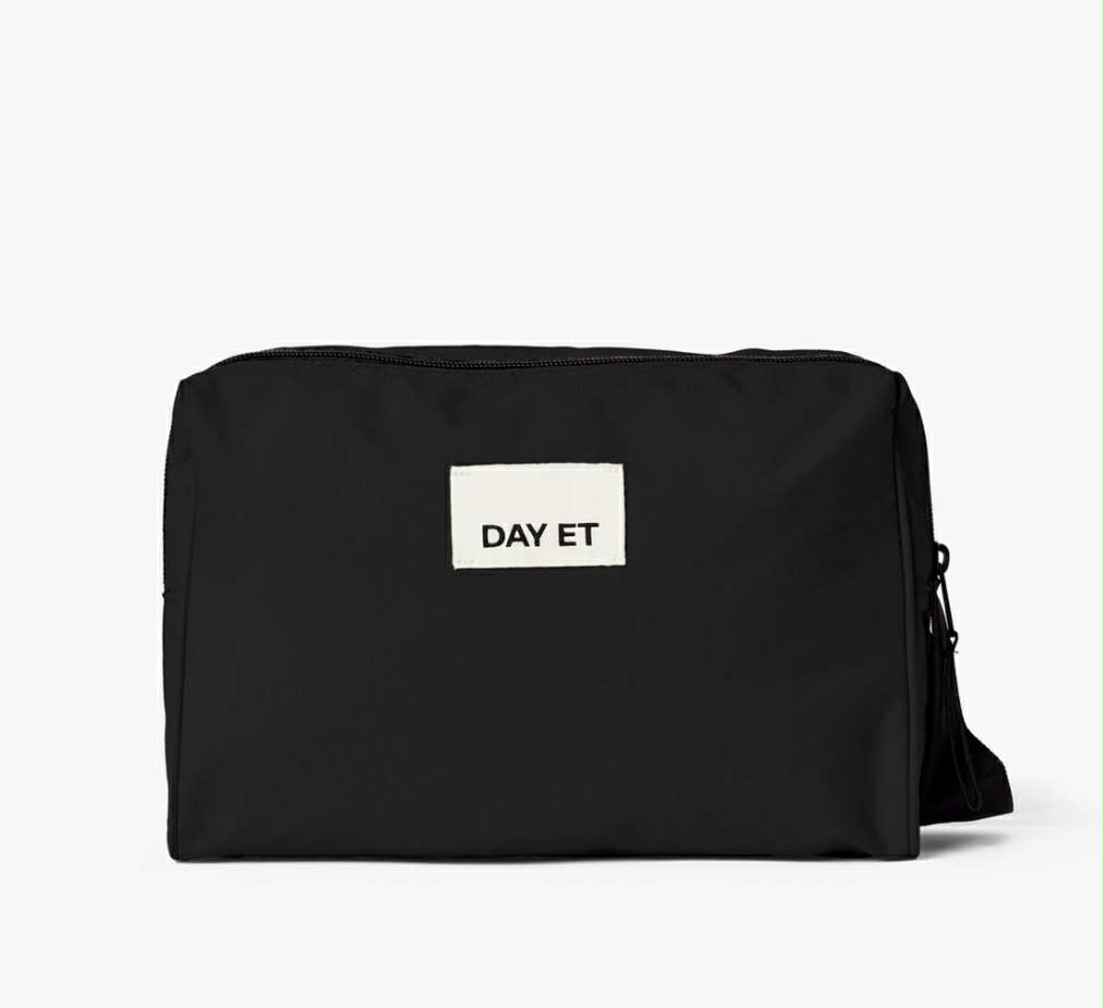 Day Gweneth RE-S Washbag L - Black