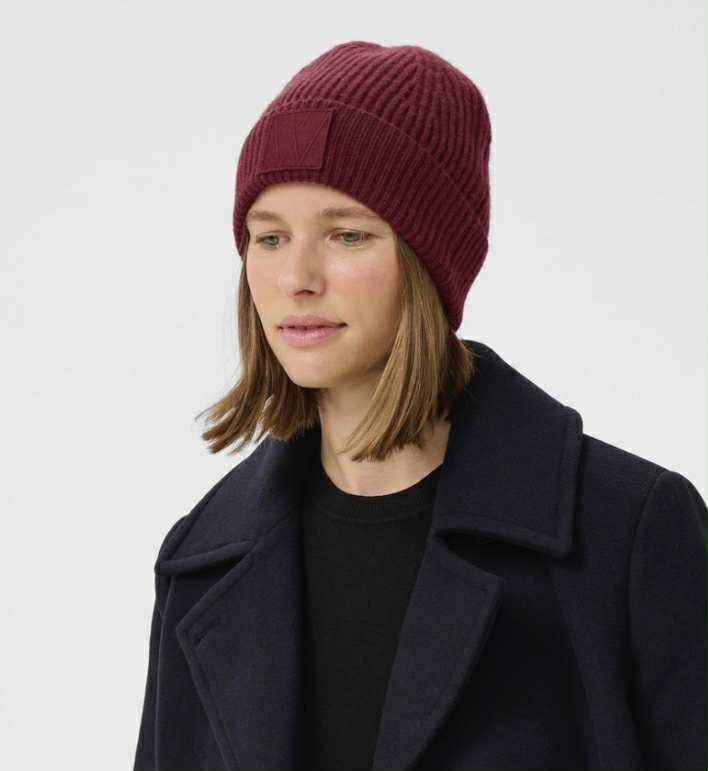 KaxyIW Beanie - Cabernet