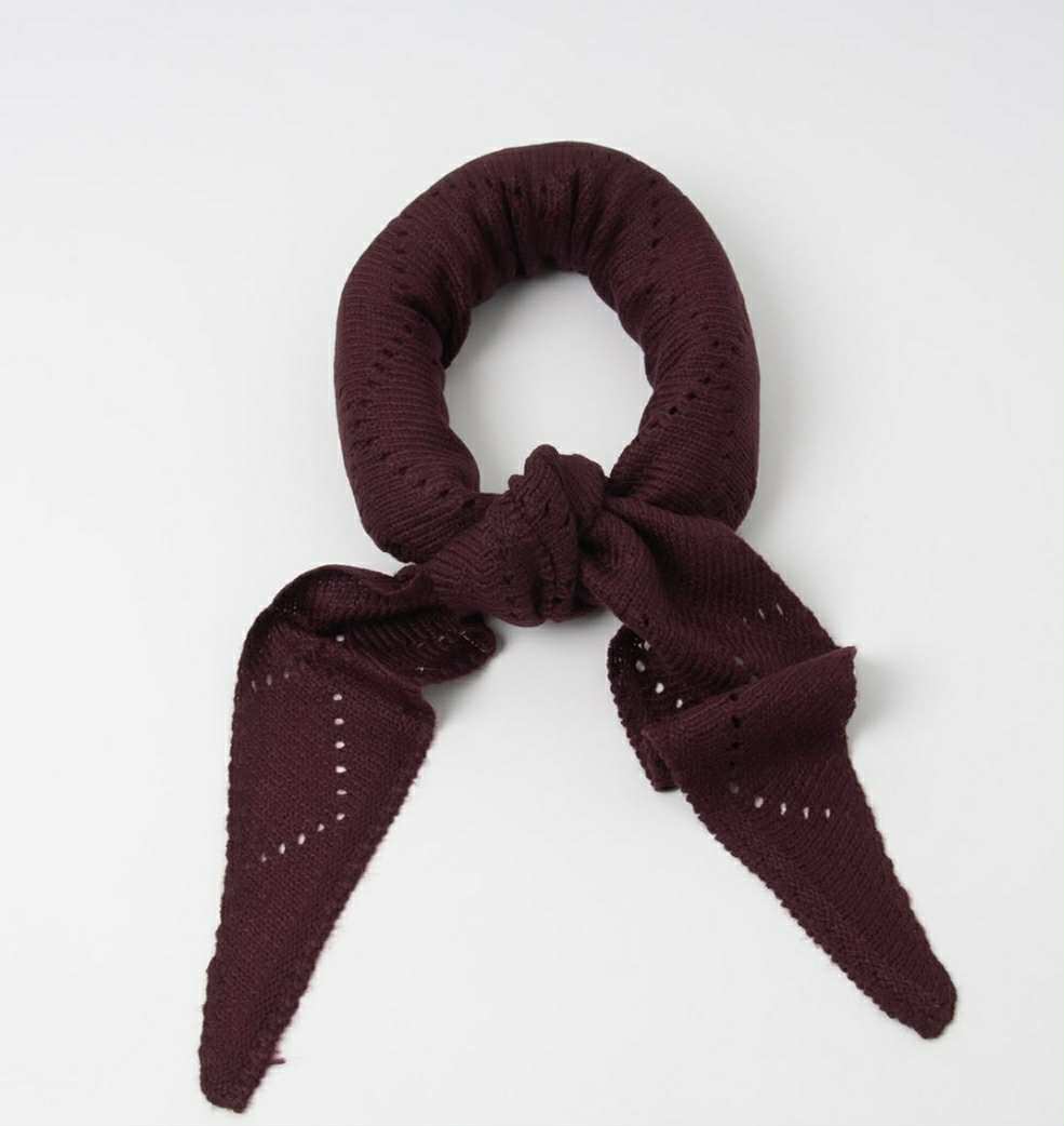 Rosenvinge Skjerf strikket lite triangel - Bergunder