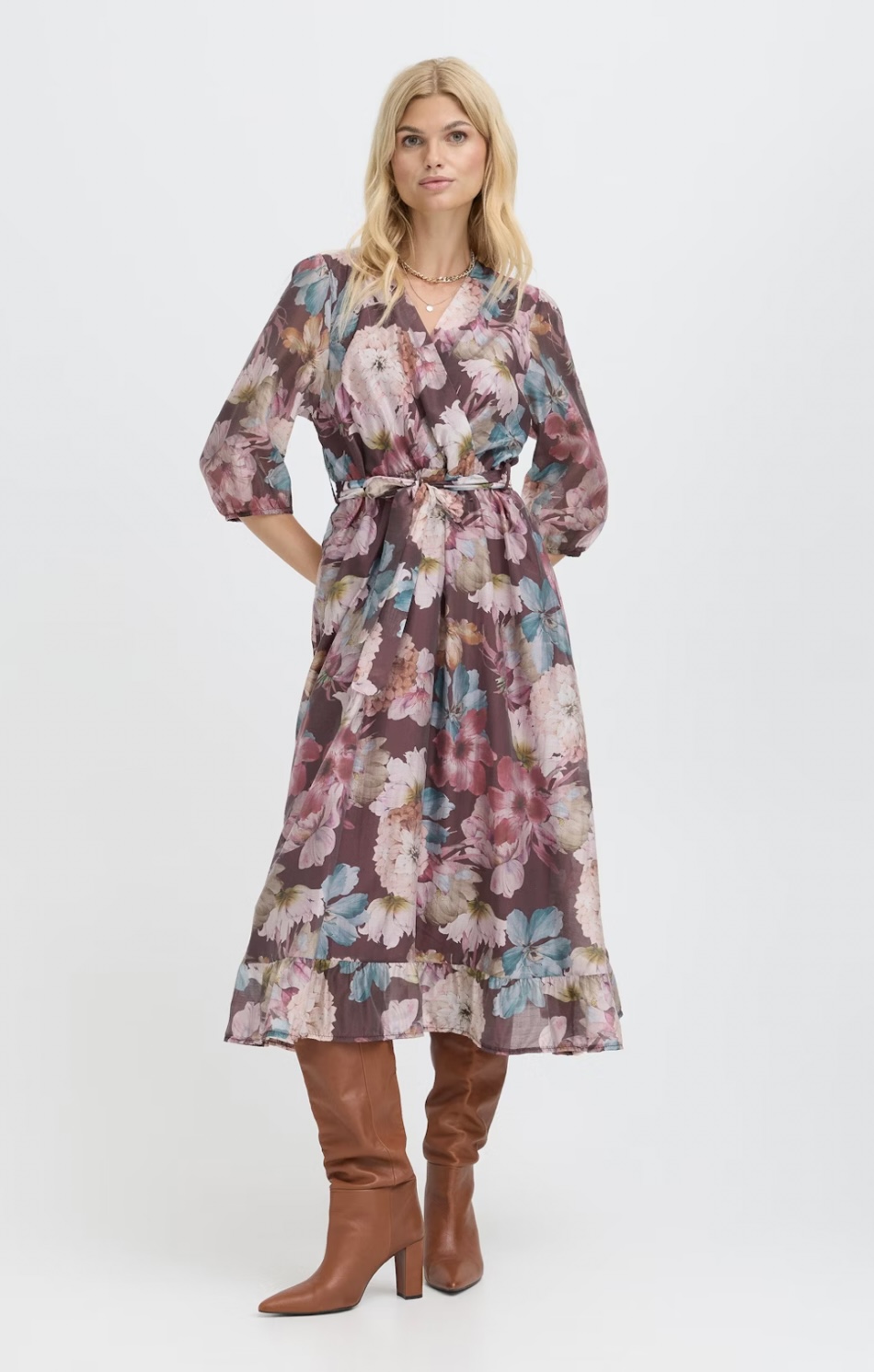 gallery-23523-for-604AA0648