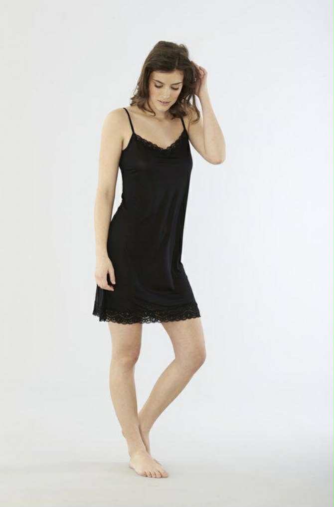 Damella 671010 Nattkjole uten arm - Black