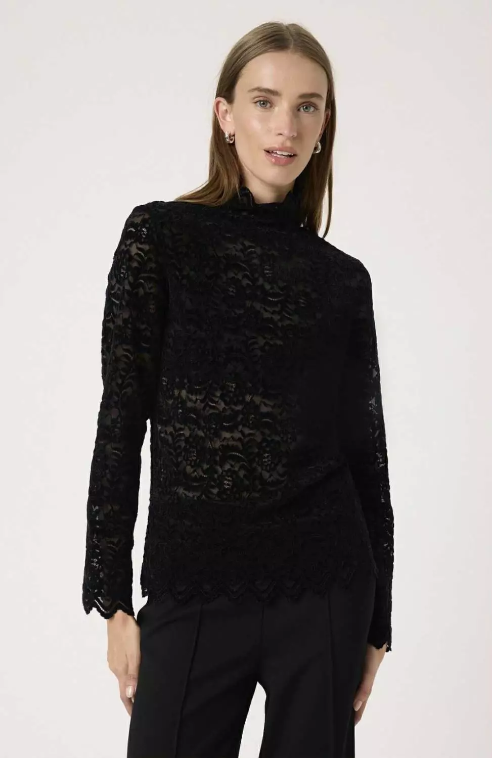 SLSable Mockneck Tee- Black