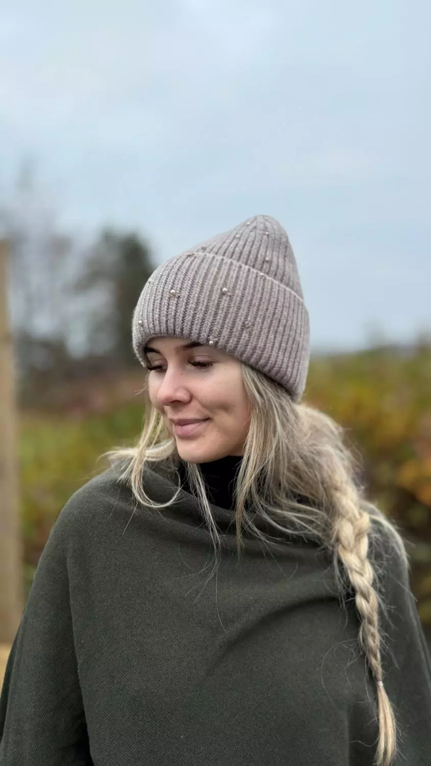 Rosenvinge 858205 Lue med Perlepynt Beige