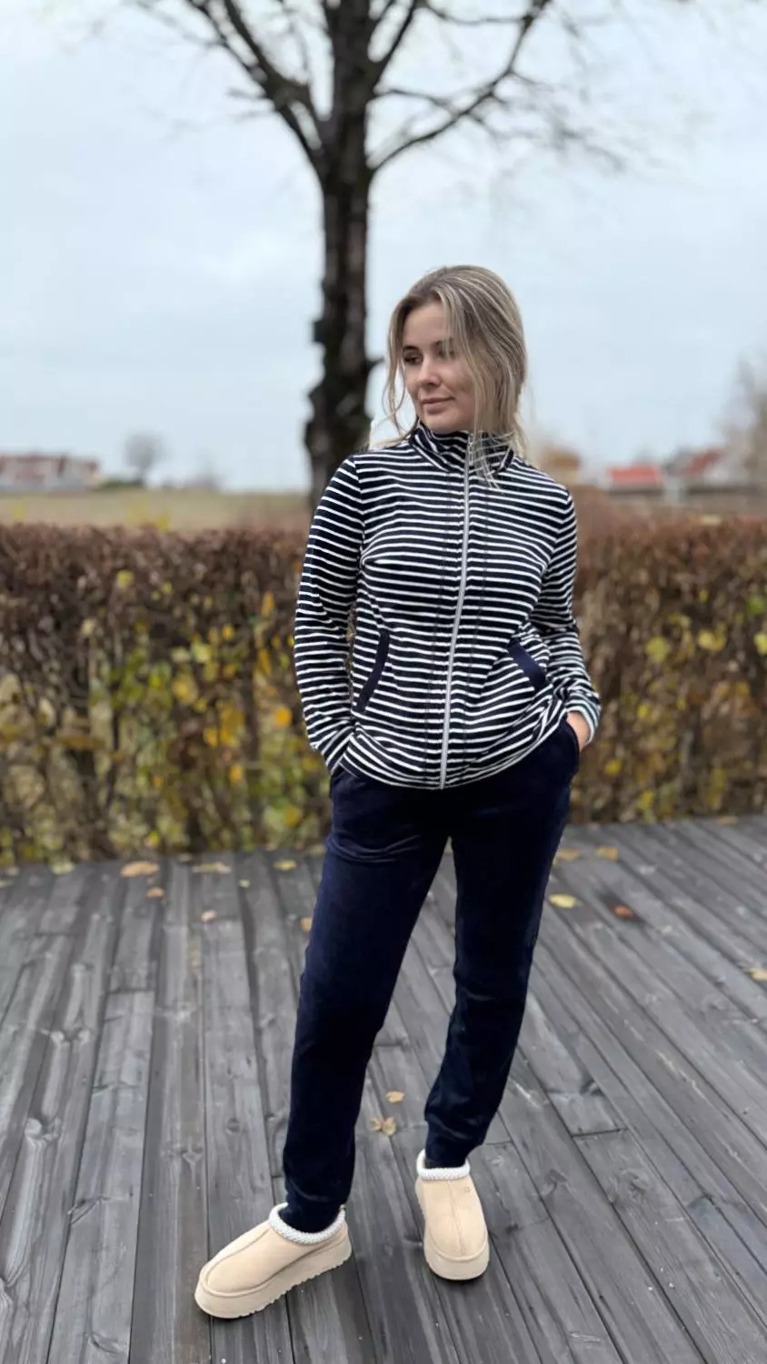 gallery-25834-for-604AA0731