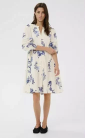 AviraPW DR - Blue Shadow Flower Print