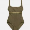 gallery-38207-for-605AA0669