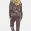 gallery-42422-for-605AA0929