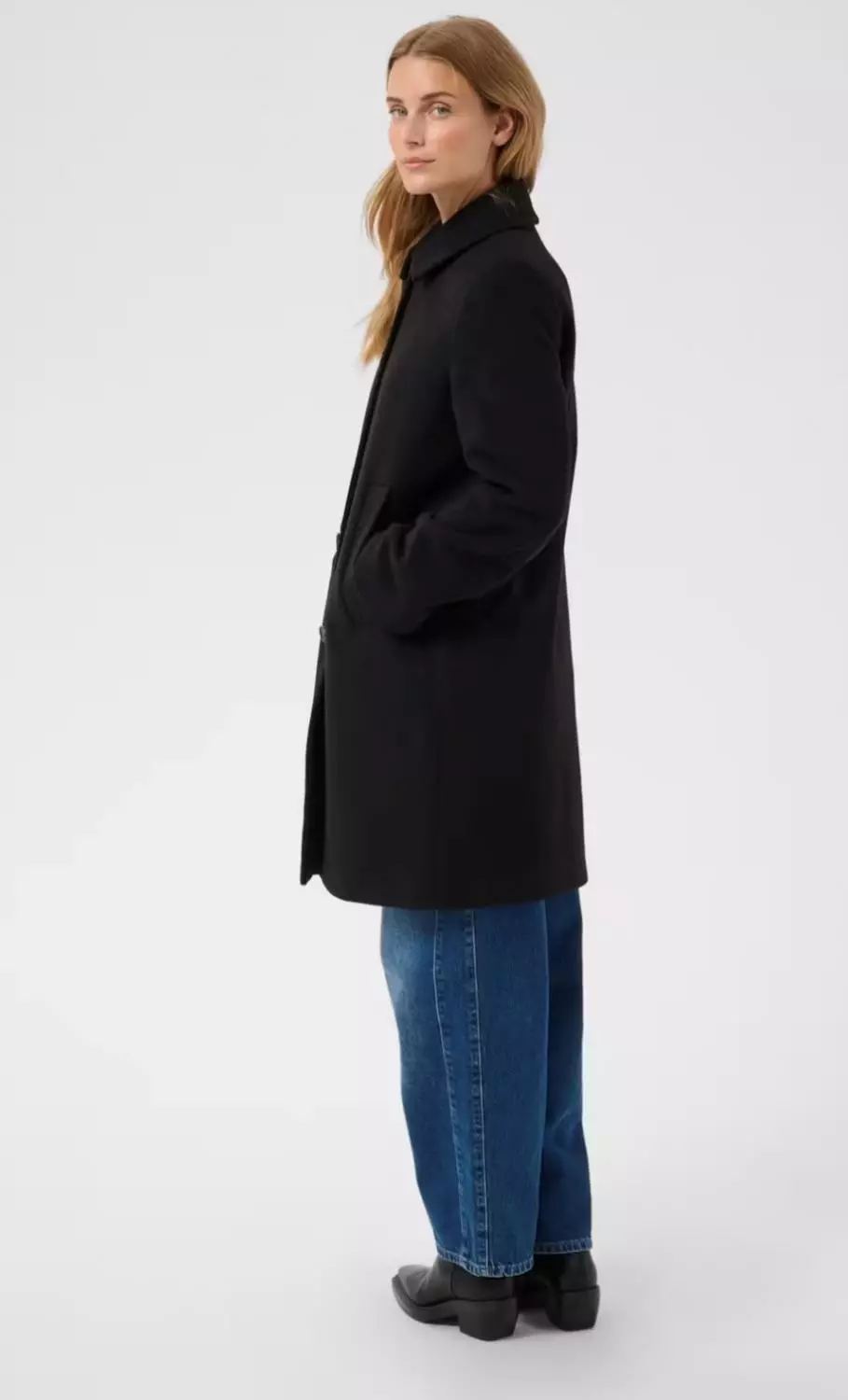 gallery-56685-for-605AA1039