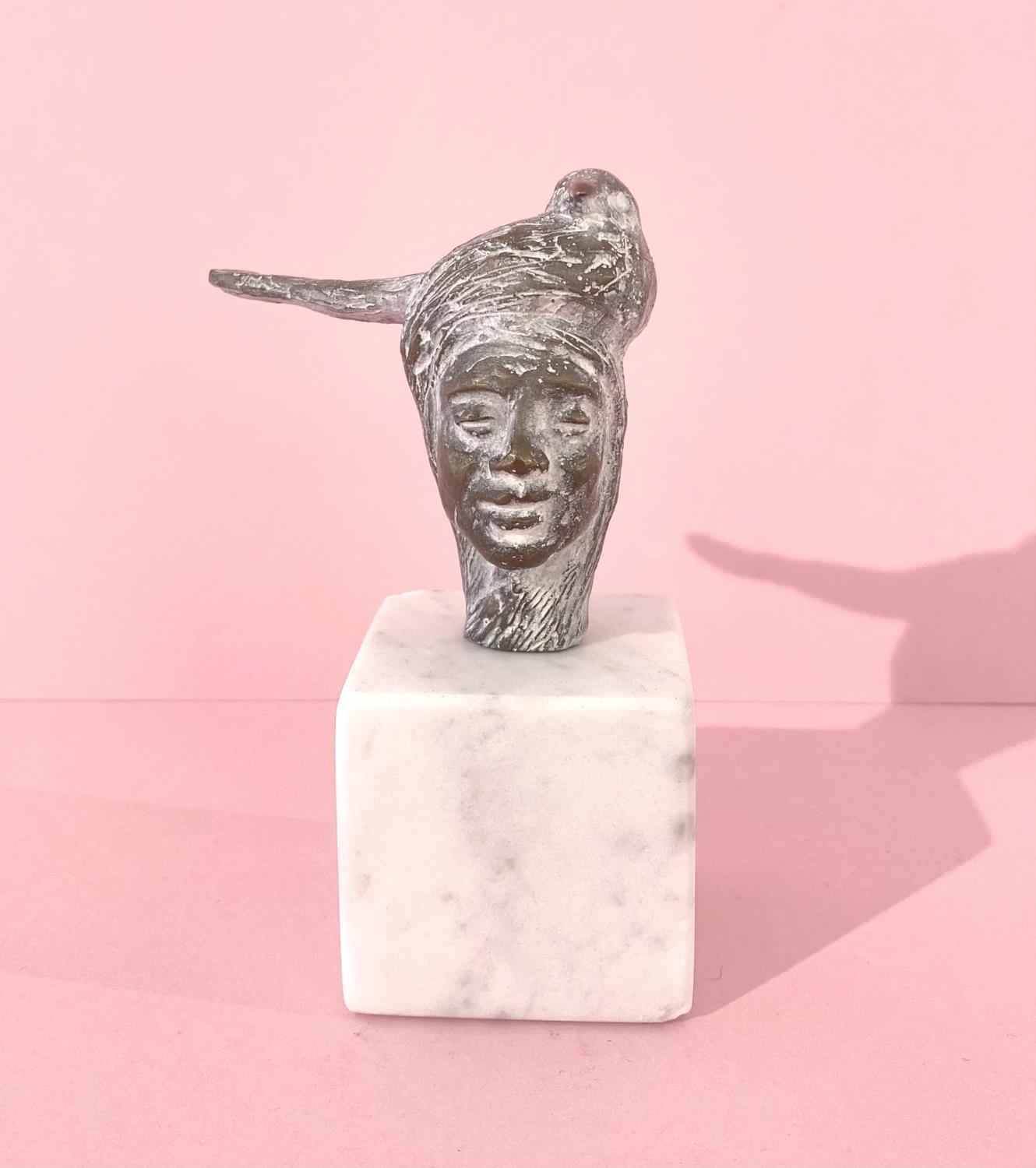 Flåten, Kari Lena - Bronseskulptur "Little bird"