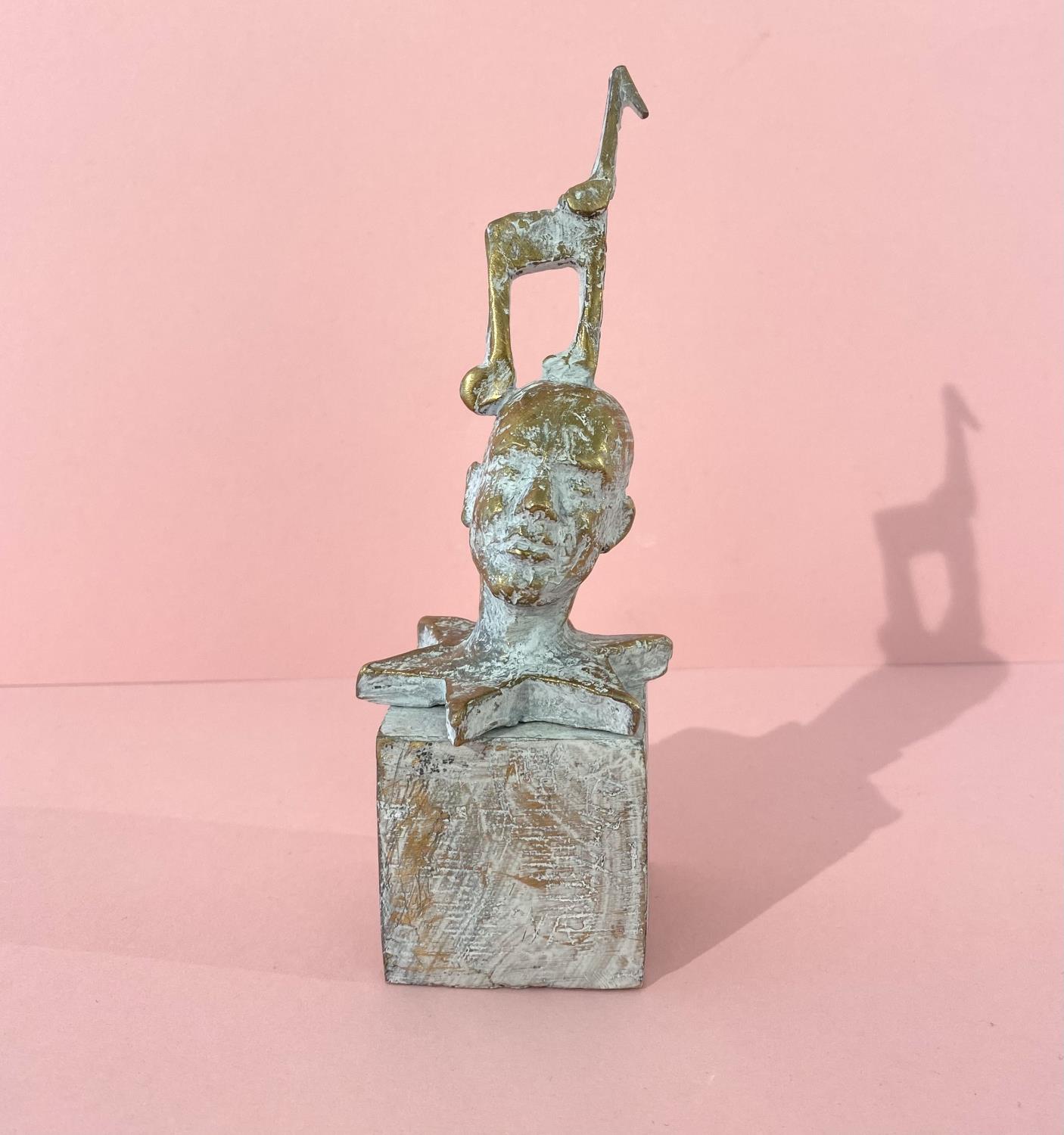 Flåten, Kari Lena - Bronseskulptur "Music to my ears"
