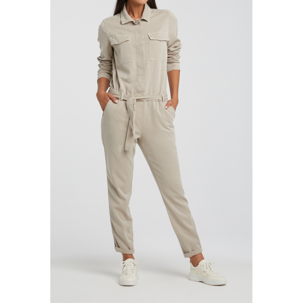 Belted jumpsuit with cargopockets 124118-013