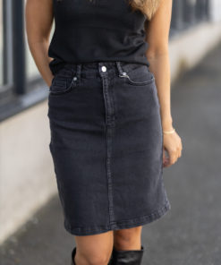 Leja Skirt - Washed black