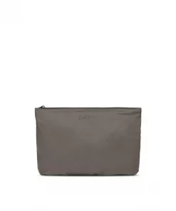 Day GW RE-No Rain Small - Major Brown