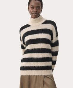 Liepa Pullover - Black Stripe