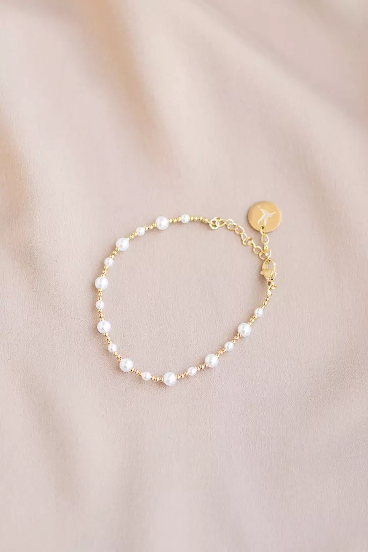 Pearl bracelet