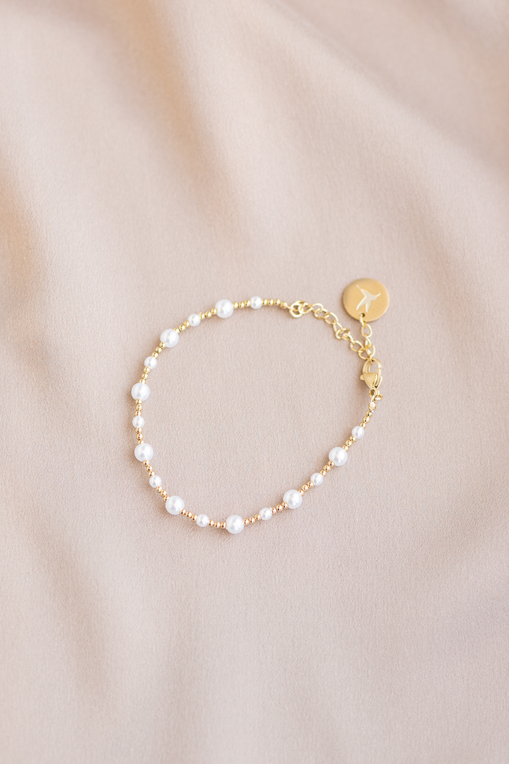 Pearl bracelet