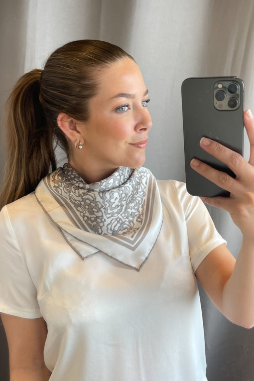 Eloise printed scarf - Sand
