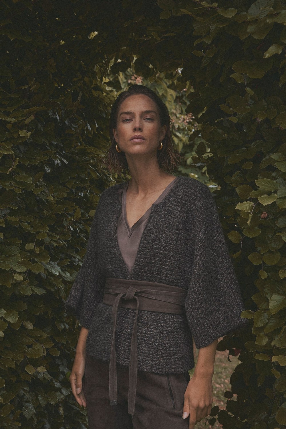 Anasia, knit cape - Chocolate