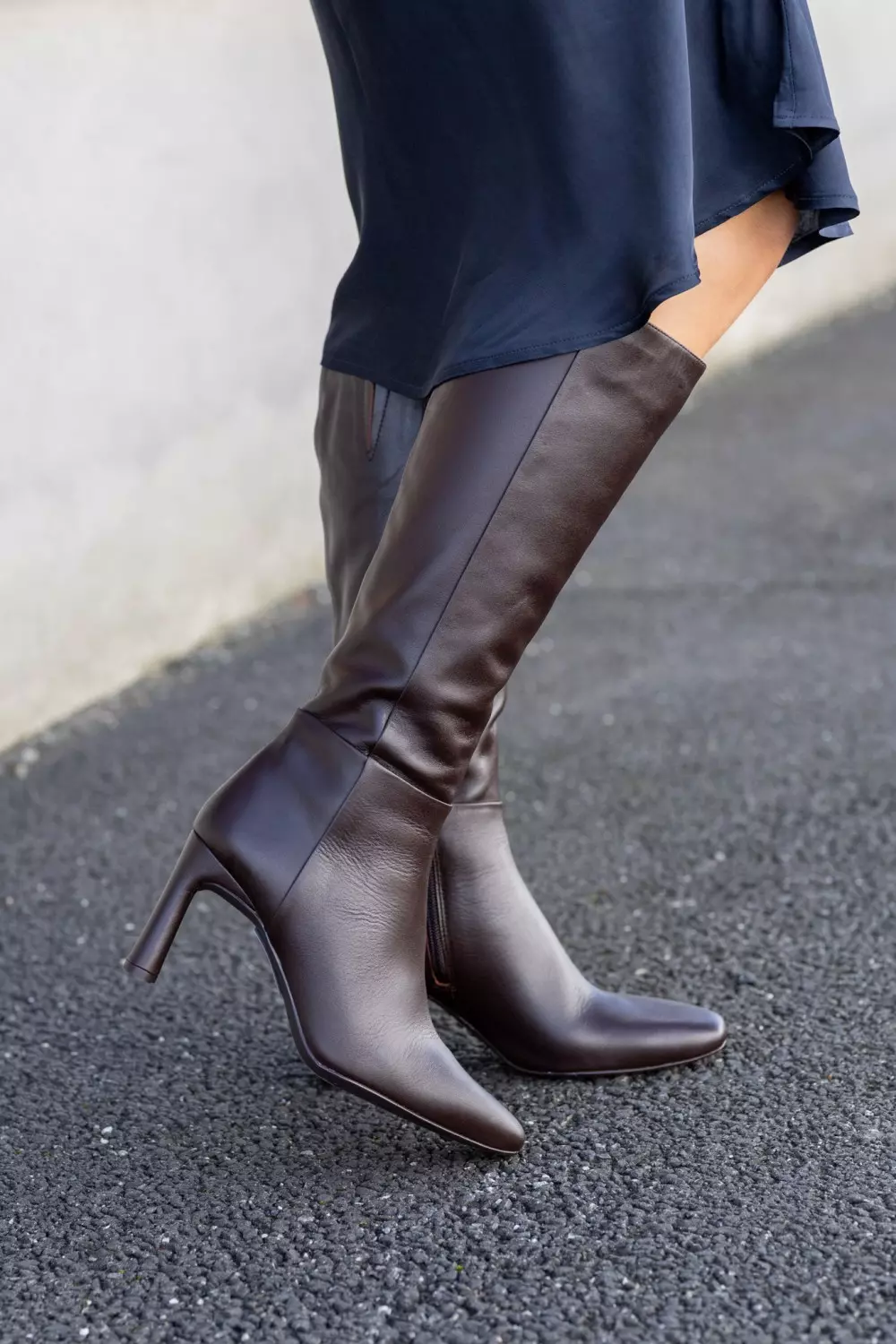 Wolcot - Dark brown