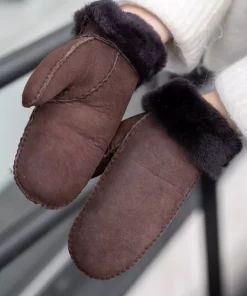 Semskede saueskinnsvotter - Mørk brun