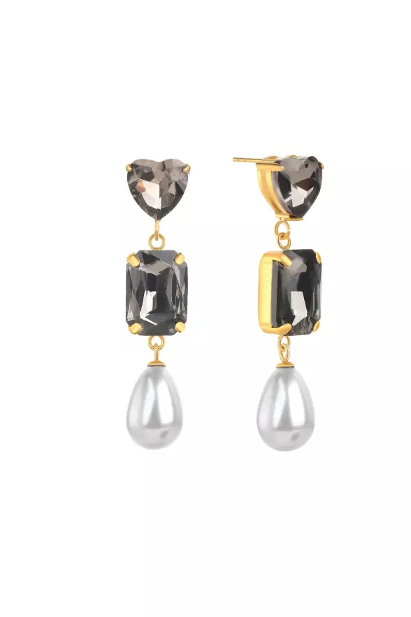 Heart pearl earrings