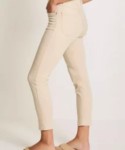 Amber - Beige