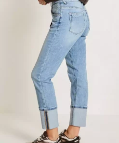 Capri (stud) - Stone used