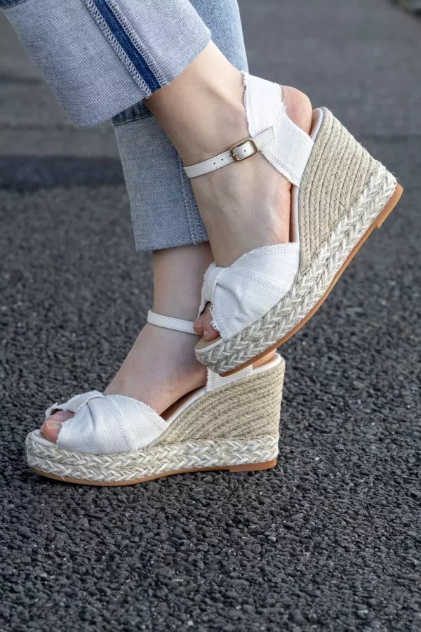 Daly - White