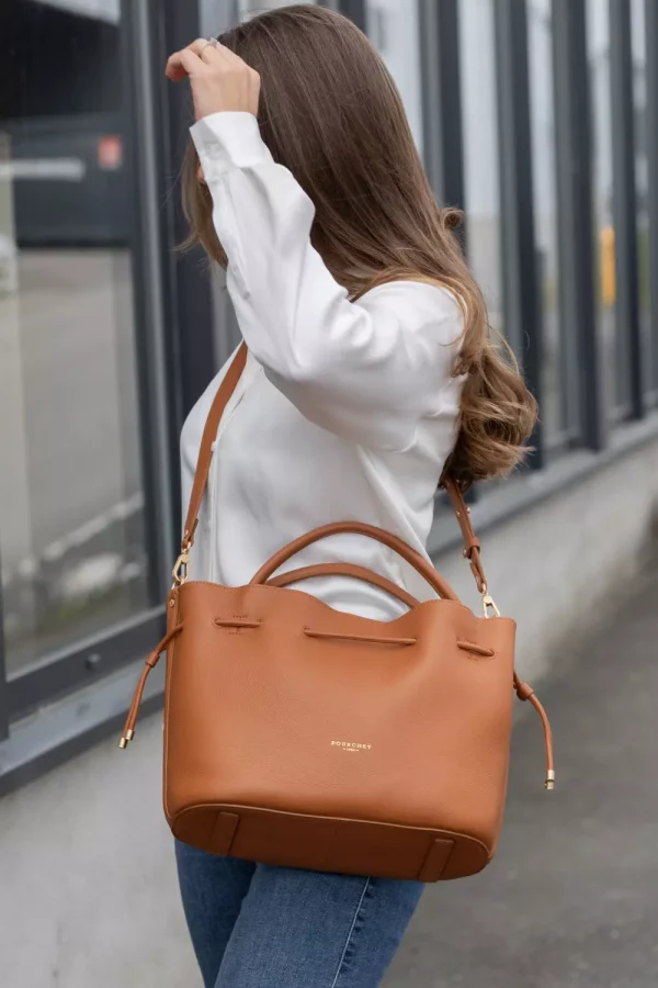 Florin Medium - Camel