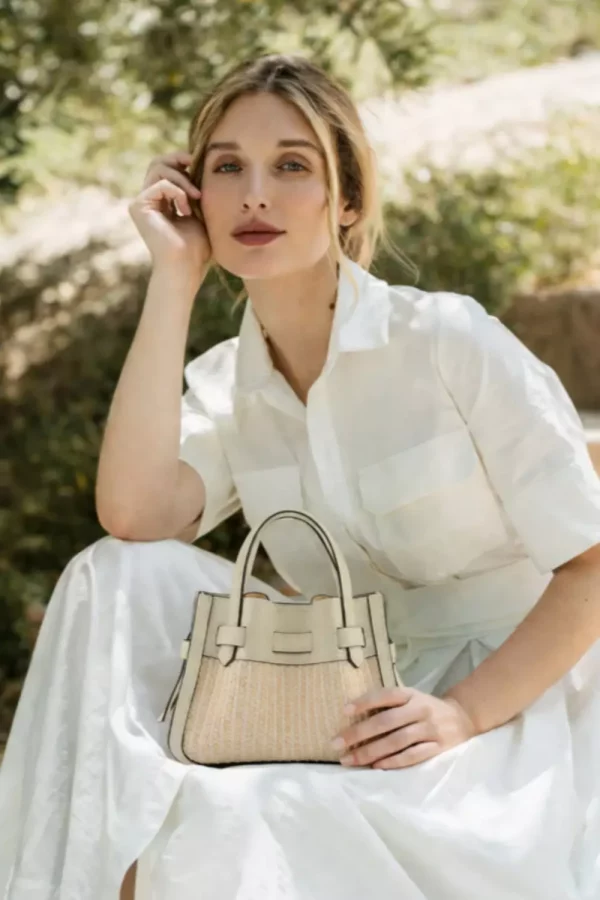 Blossom Canvas small - Beige
