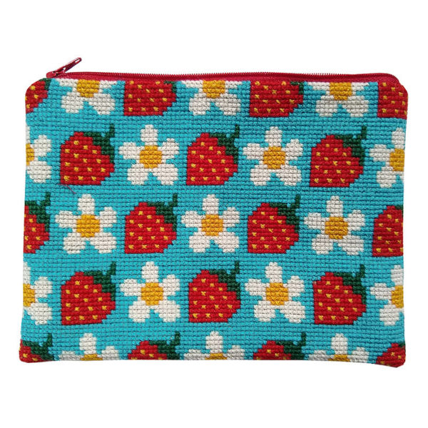 Broderikit "Strawberry fields" clutch