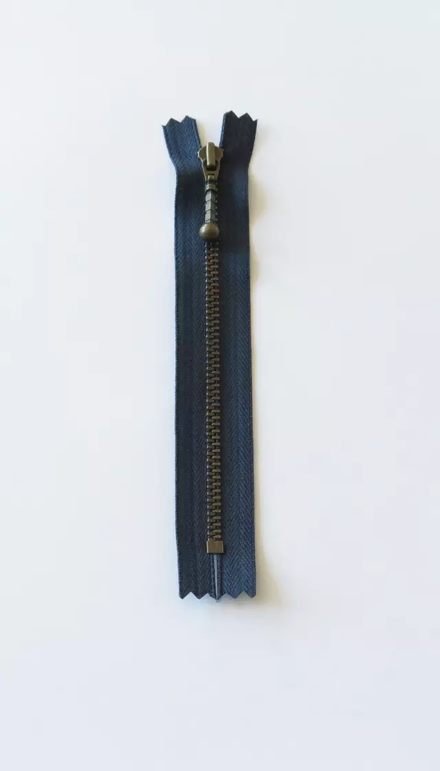 Glidelås 15cm messing revehale marine