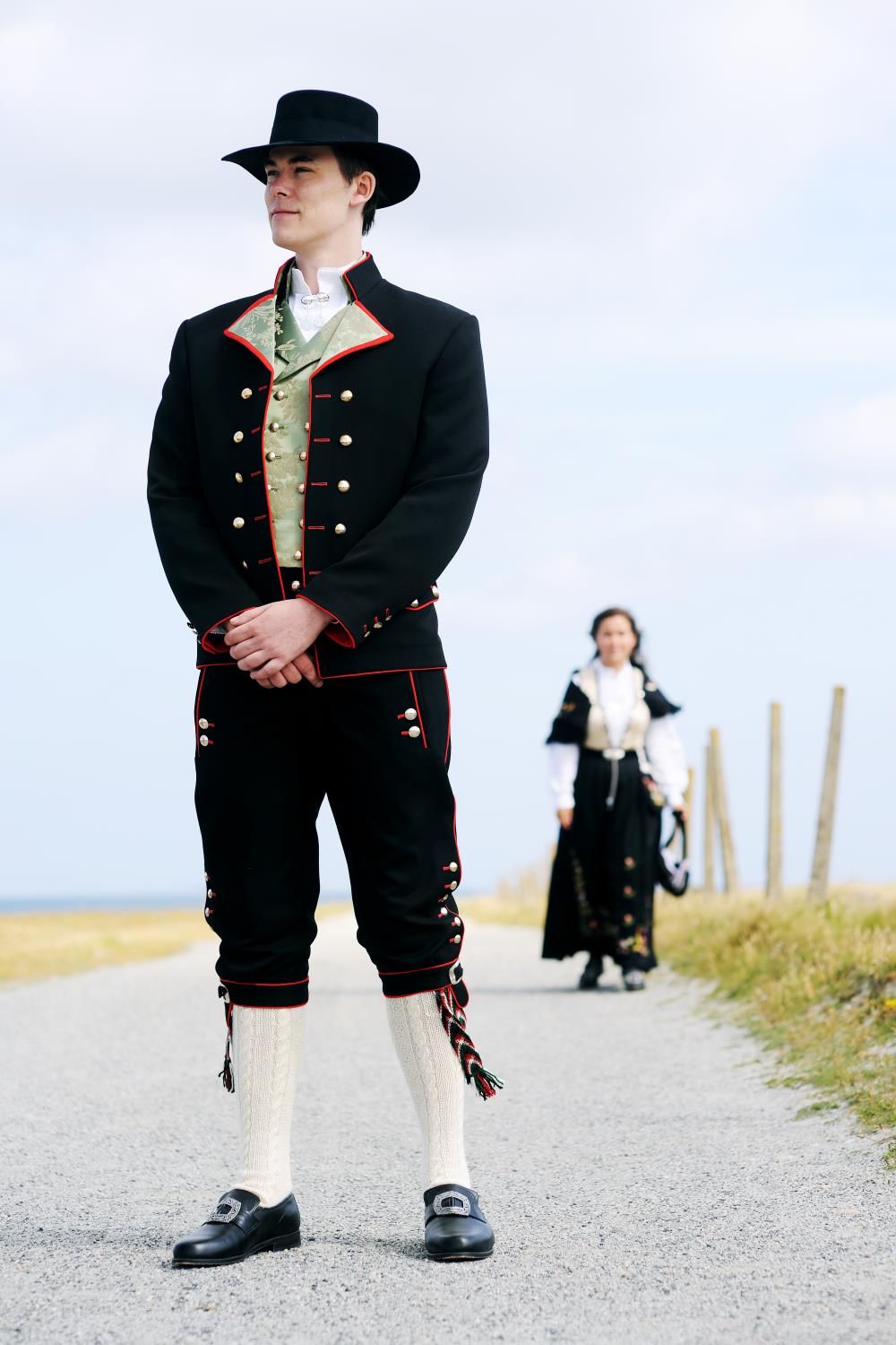 Håndstrikket bunadsokk lang, Rogaland