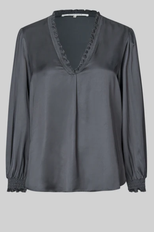 Bardi V-Neck Blouse