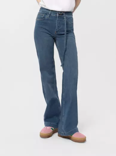 The Hennie Jean Vintage Blue